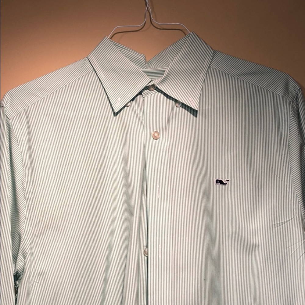 Vineyard Vines dress shirt